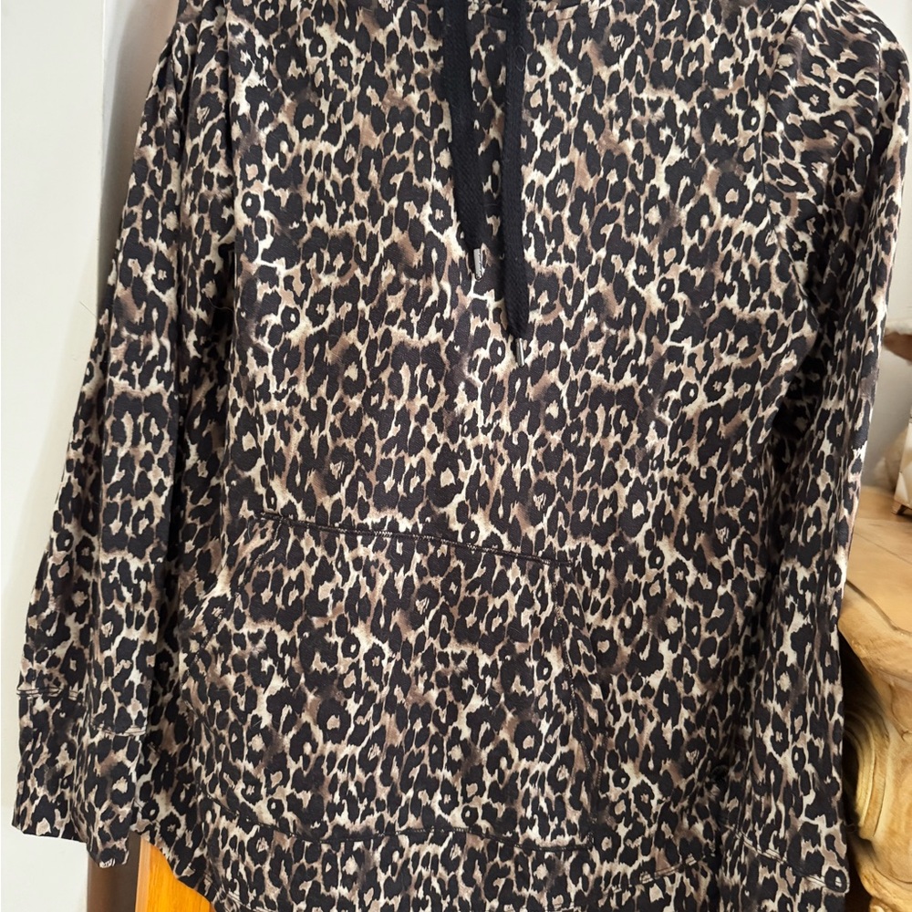 Leopard Print black fleece lined hoodie Size Medium with front pocket